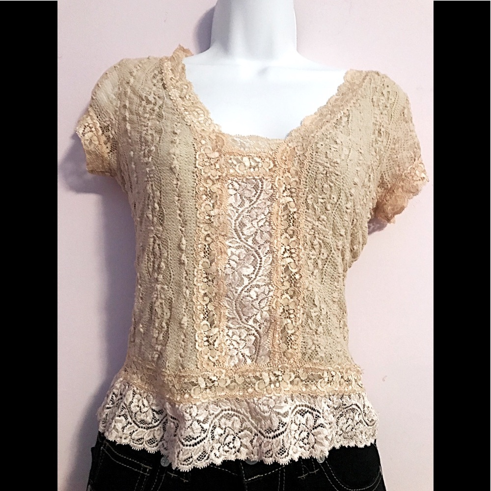 XOXO lace top